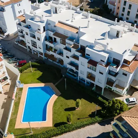 Apartamento Sun-kissed Oasis W/ Pool By Lovelystay *