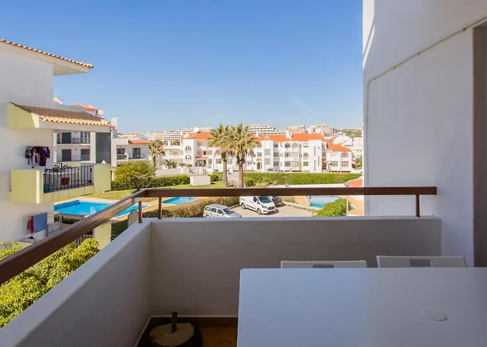 Sun-kissed Oasis W/ Pool By Lovelystay Apartamento Albufeira