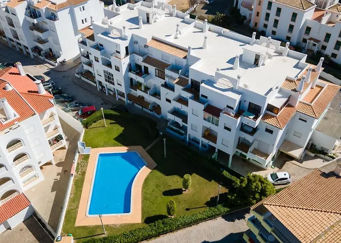 Apartamento Sun-kissed Oasis W/ Pool By Lovelystay *